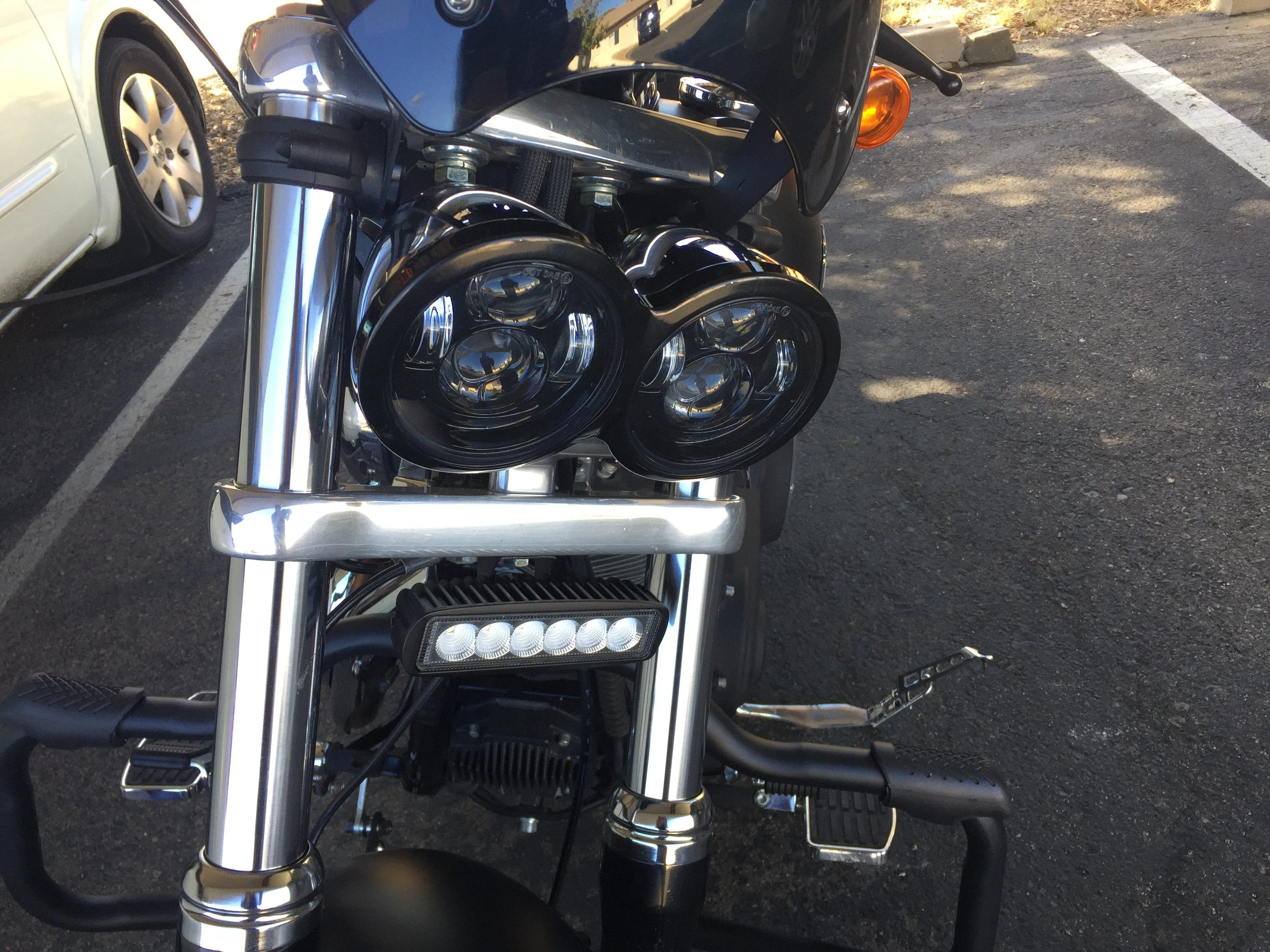 Eagle Lights Elite Series 6" LED Light Bar for Harley-Davidson® Softail and Dyna Models - 2500Lm, Flood Pattern - Image 4